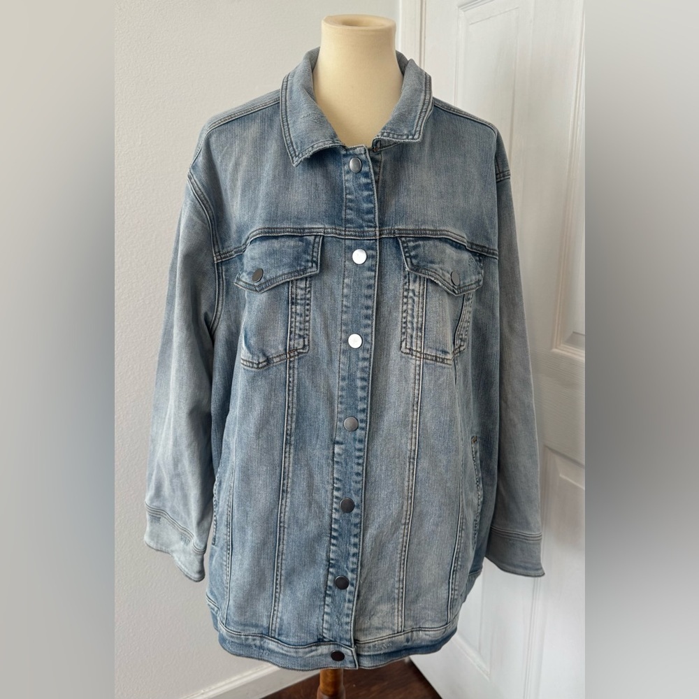 Universal Standard Women's Denim Chore Jacket Longline Oversized NWT Large - Picture 1 of 12